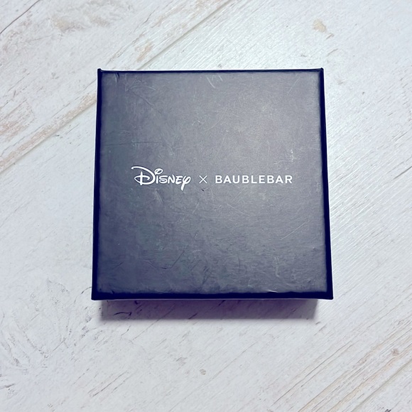 Baublebar x Disney Donald Duck gem earrings - Picture 5 of 6